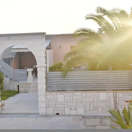 Konomi Residence-marilena Apartment